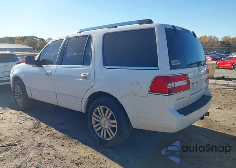 2010 Lincoln Navigator z USA, uszkodzony, nr VIN 5LMJJ2H58AEJ01071